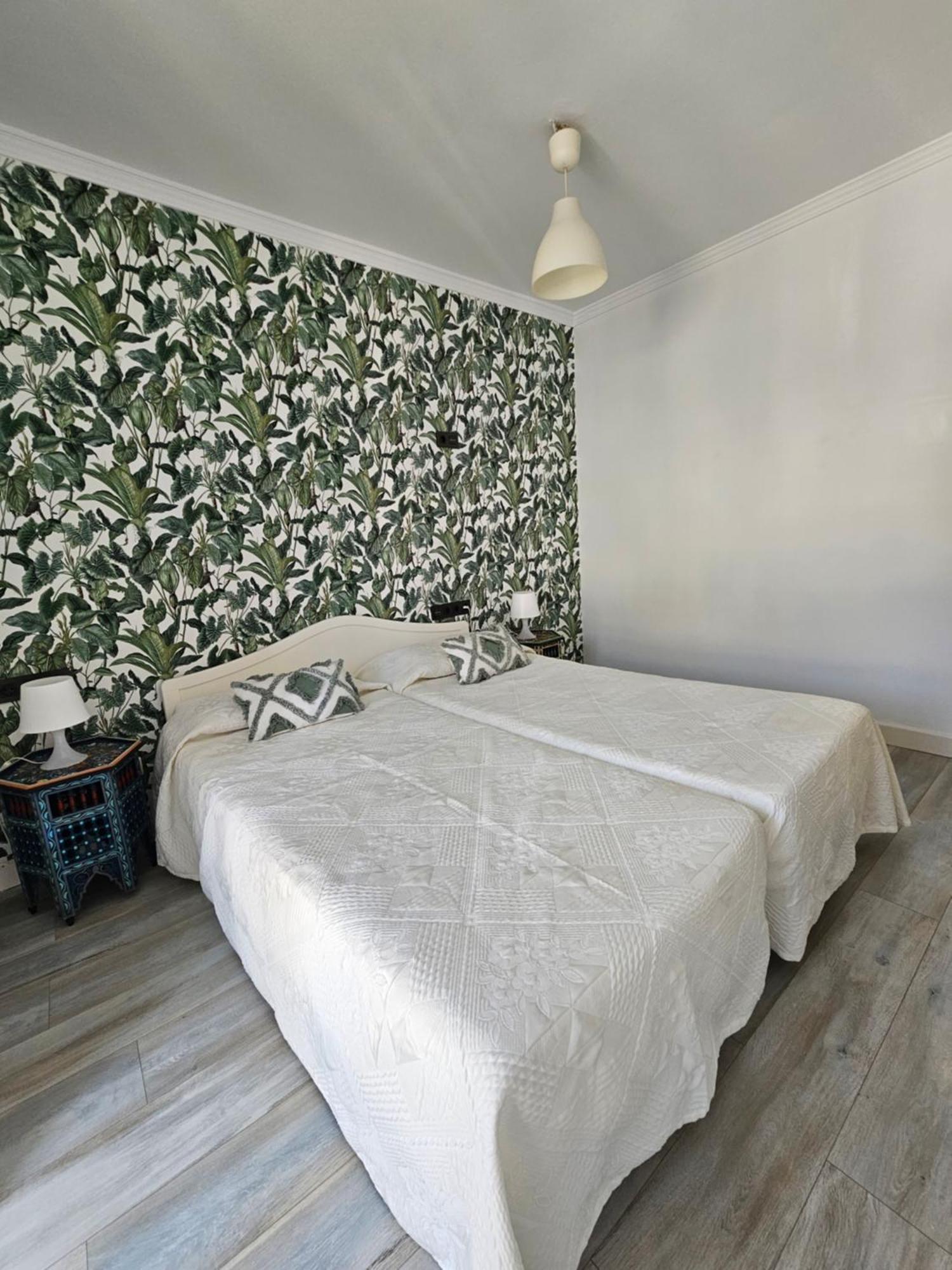 شقة Pedregalejo Beach House مالقة المظهر الخارجي الصورة